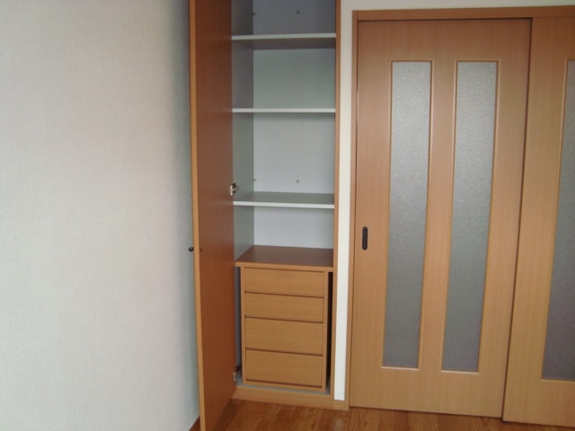 収納 セントラルハイツII