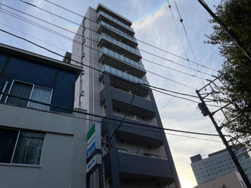 外観写真（昼） ラフィネ　柏