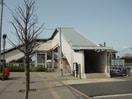 新木駅（JR　成田線）まで800ｍ クレイスヴィラ