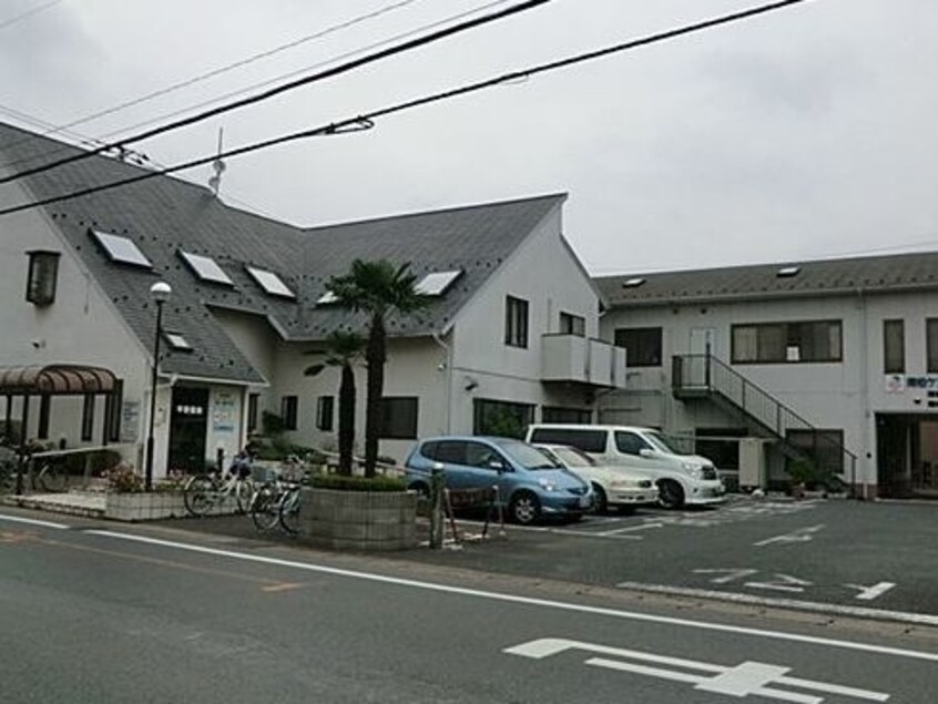 平野医院まで210m ロックガーデン森Ｅ
