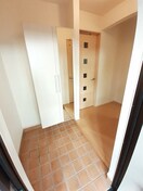  サンシャインビレッジアゼリアＢ