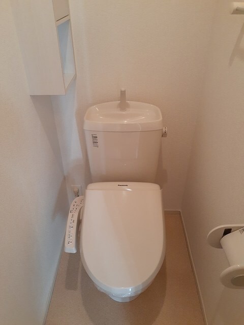  サンシャインビレッジアゼリアＢ