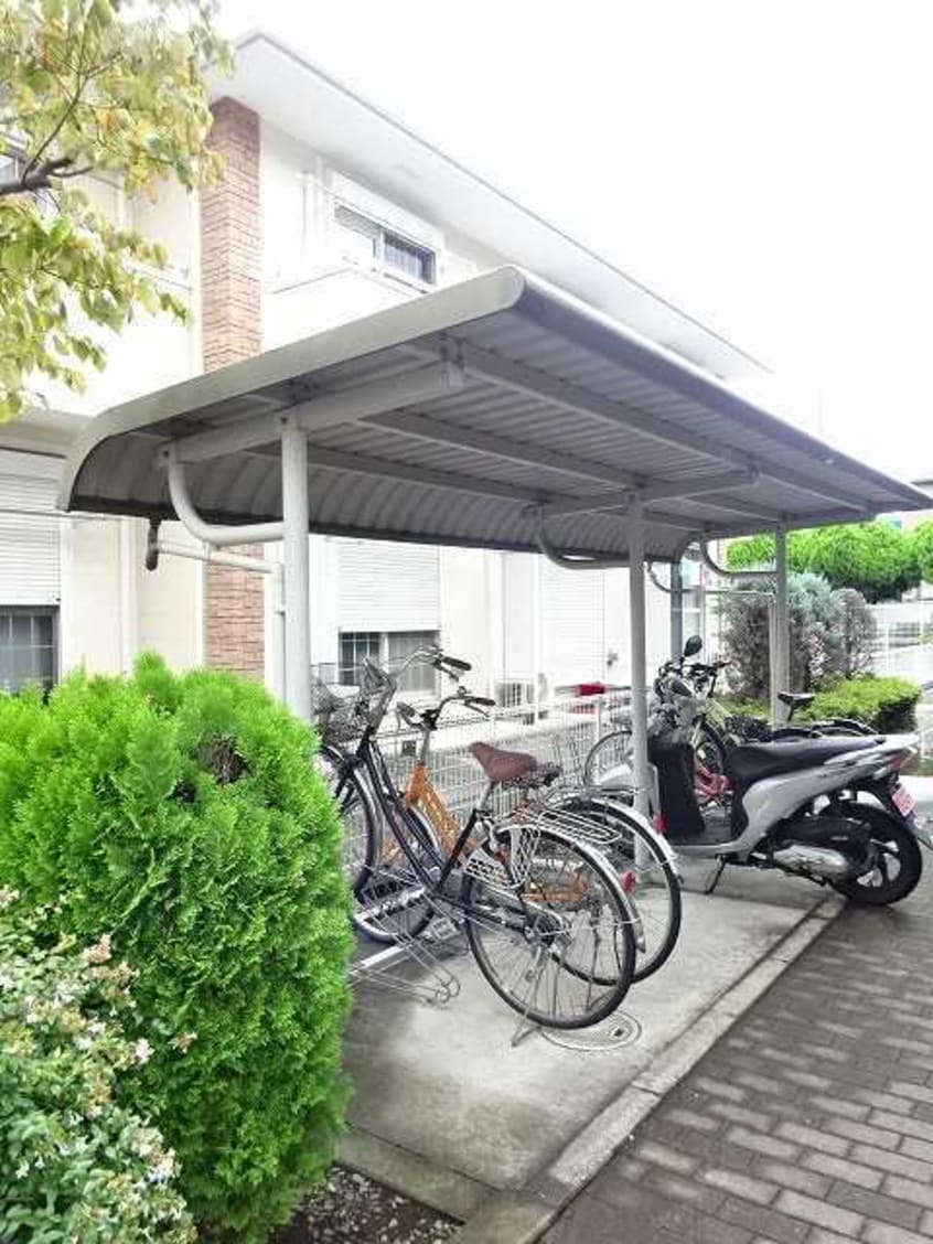  トゥー・ル・モンド