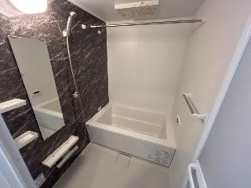 バス（イメージ） エターナルプレイス