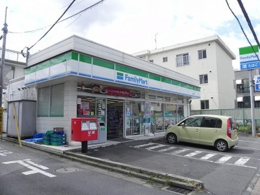 ファミリーマート柏富勢店まで850m ジェルメＢ