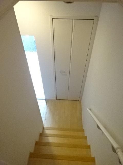  ヒルズ・コート