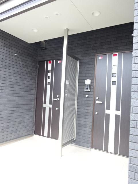  ヒルズ・コート