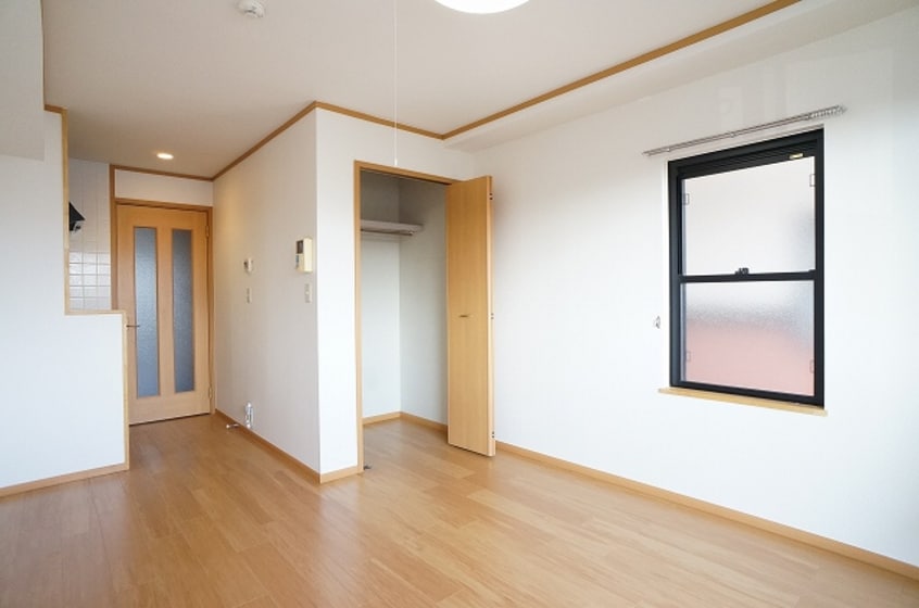  エバーグリーン本宿