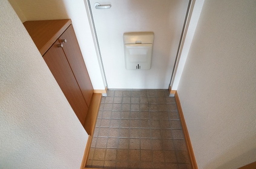  エバーグリーン本宿