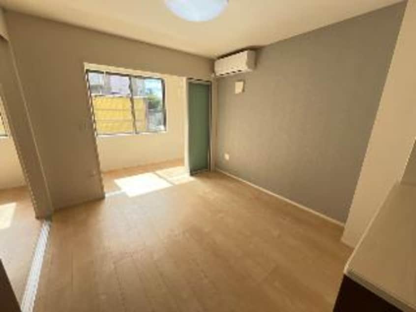 リビング（イメージ） クレシア　-Crecia-