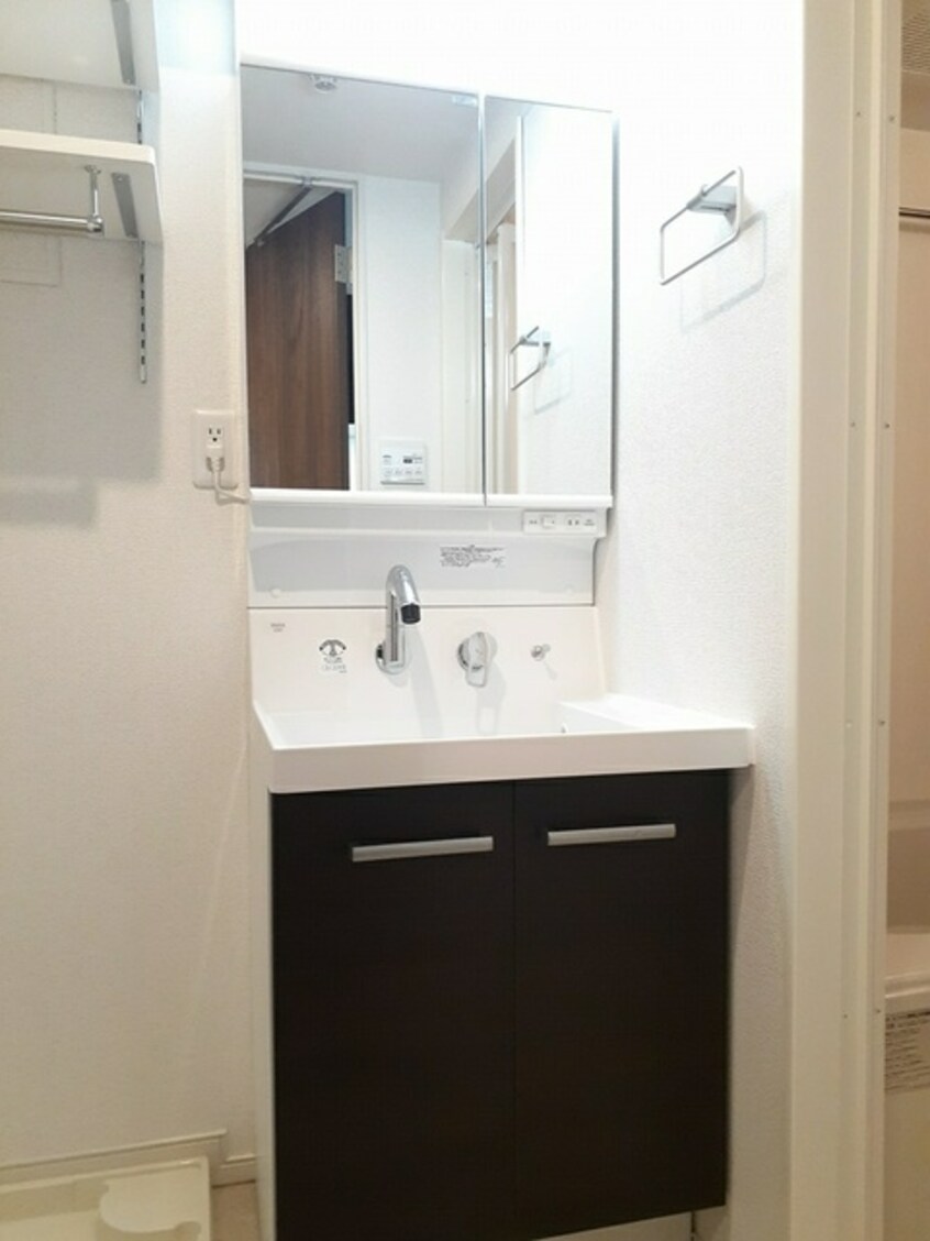  エレガントカーサIII