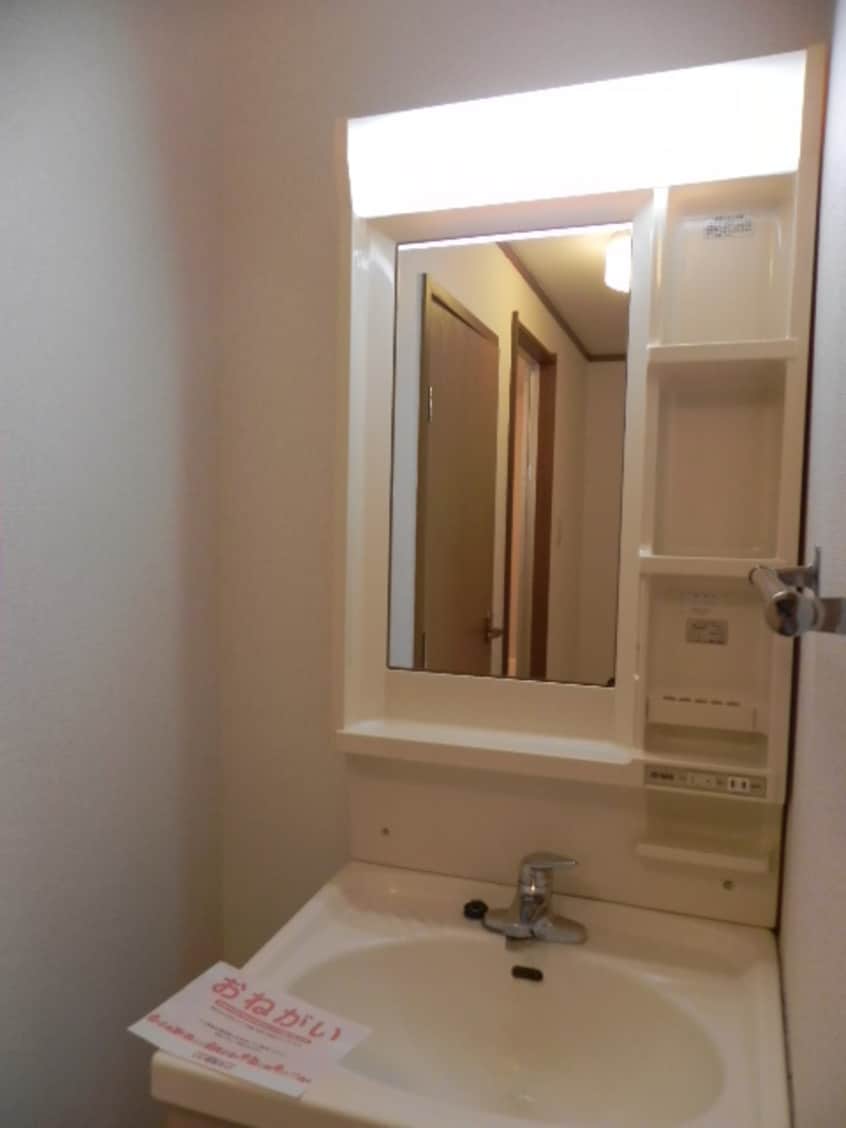  ソレアードヒルズＢ