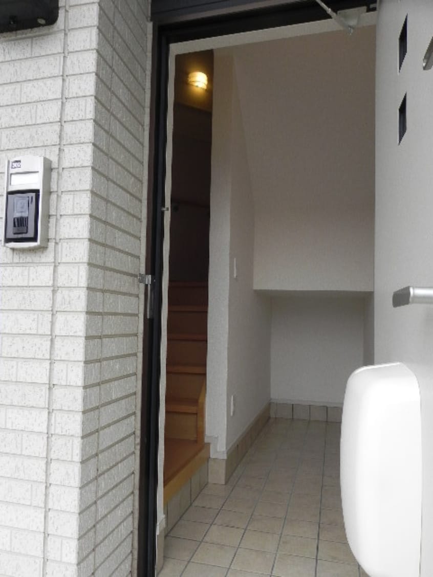  ブリリアントガーデンアゼリアＡ