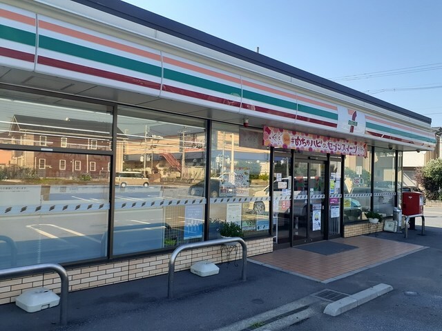 セブンイレブンまで406m ルミエール