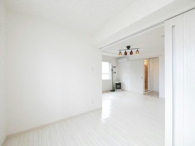  ＣＲＥＴＥ白石