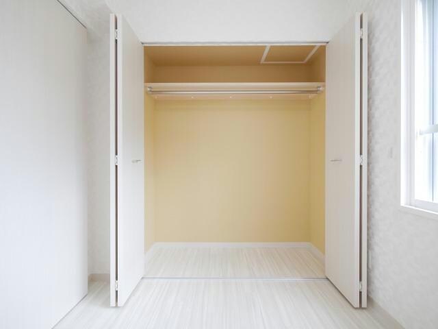  ＣＲＥＴＥ白石