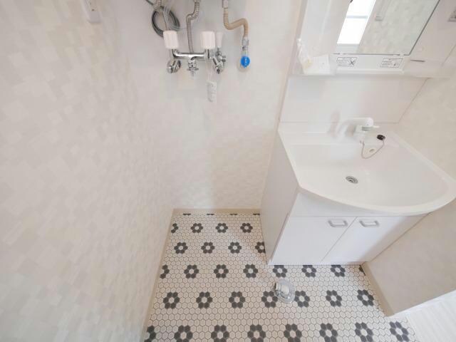  ＣＲＥＴＥ白石