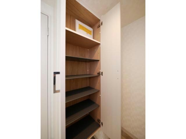  ＣＲＥＴＥ白石