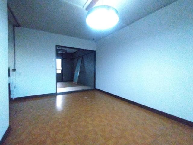  札新マンション