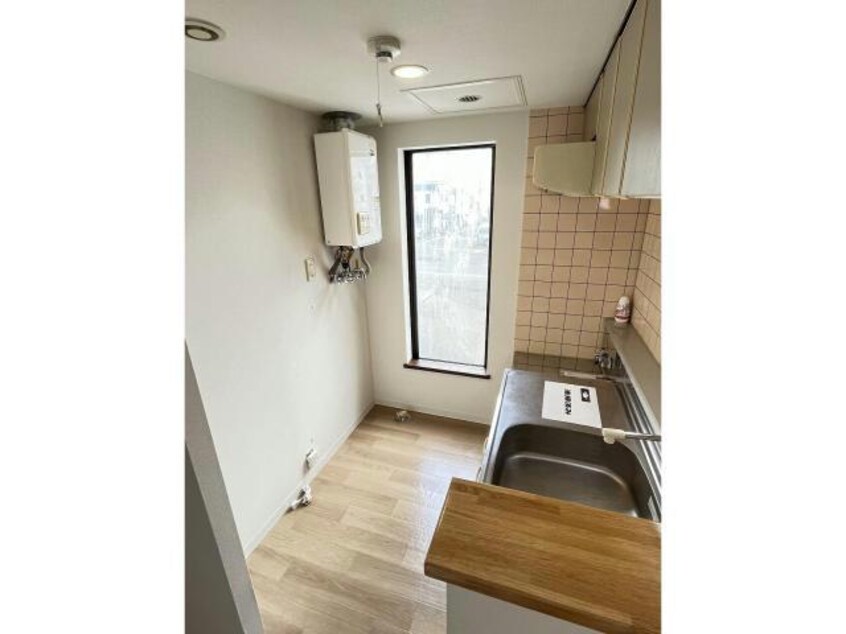  ラガーハイム本郷通