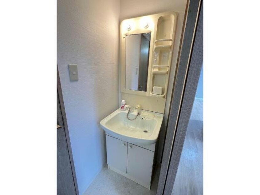  ラガーハイム本郷通