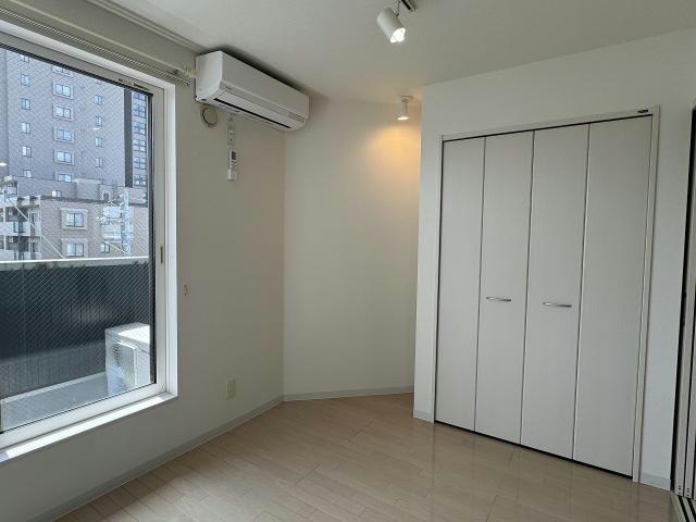  エミネンス南郷１４