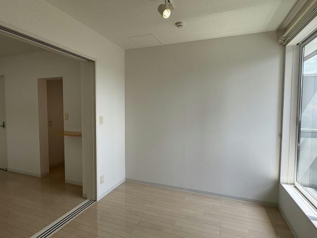  エミネンス南郷１４