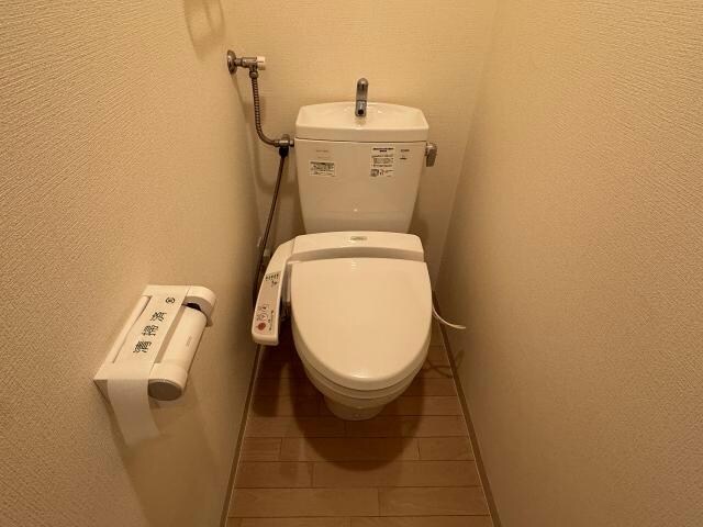  エミネンス南郷１４