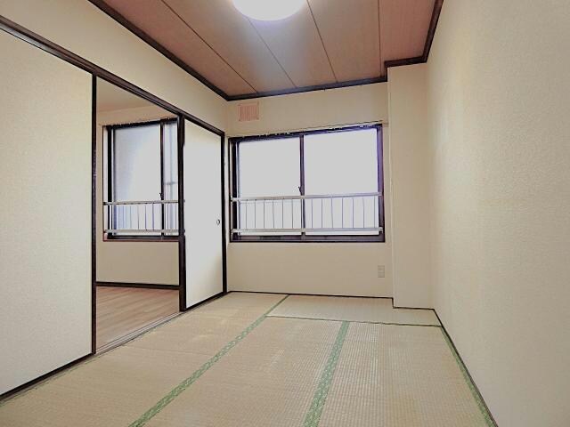  井内ハイデンス