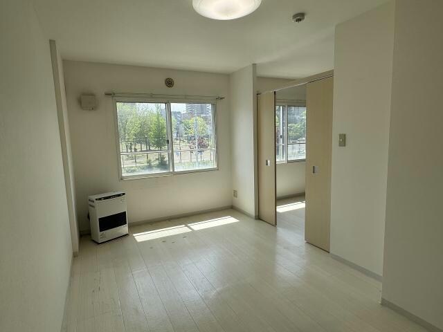  ブランノワールＡＭＪ南郷