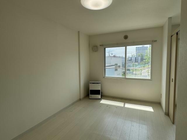  ブランノワールＡＭＪ南郷