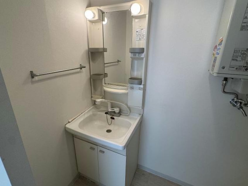  ブランノワールＡＭＪ南郷