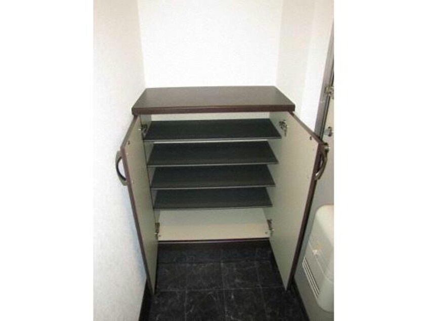  ヴィラフォーレスト栄通