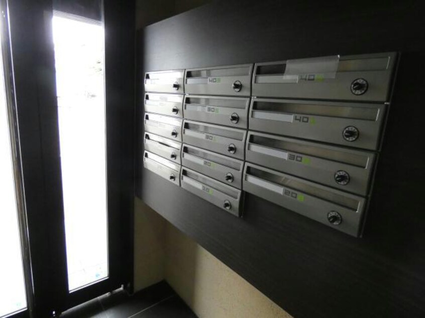  ブランノワールMIKEOS