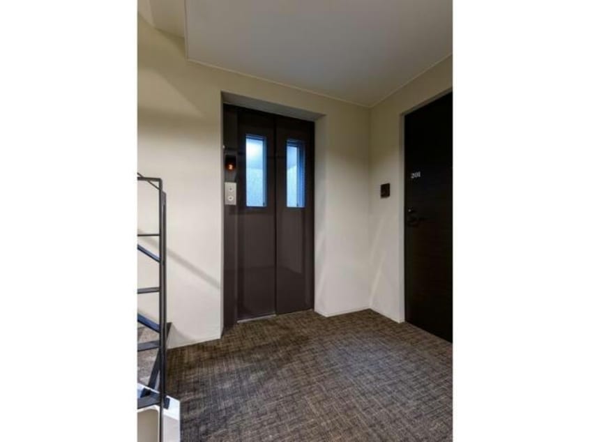  ラフィナート南郷通