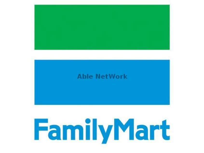 ファミリーマート札幌月寒東5条11丁目店(コンビニ)まで293m Prestige27