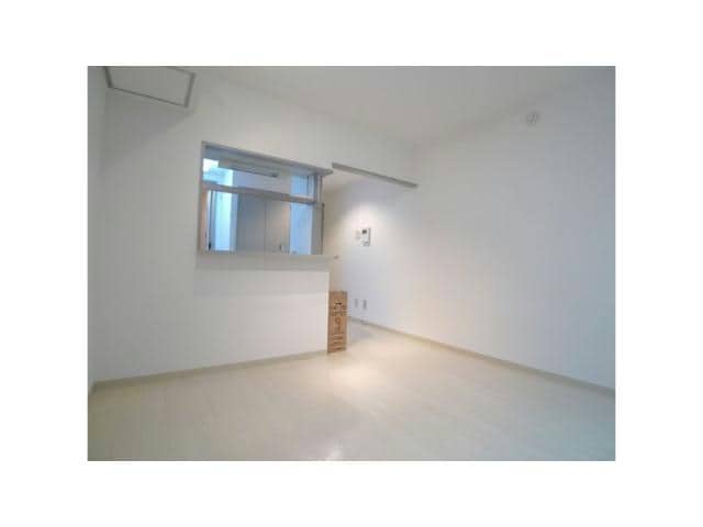  クィーンズコート南郷