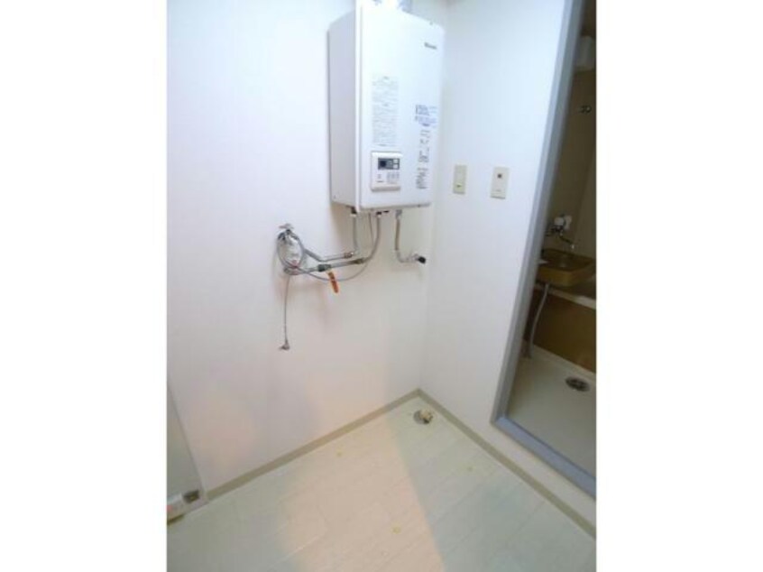  クィーンズコート南郷