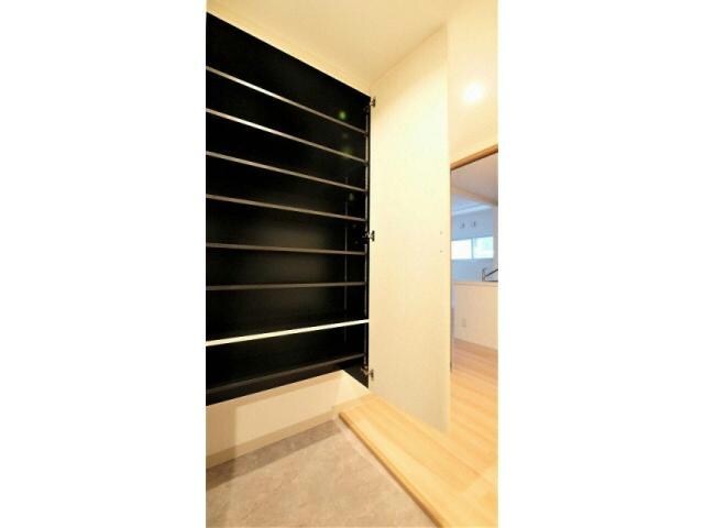  トロワドメーヌ