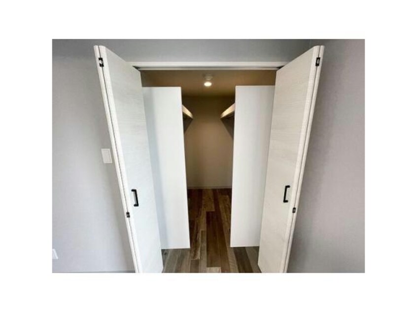  iris白石(アイリス白石)