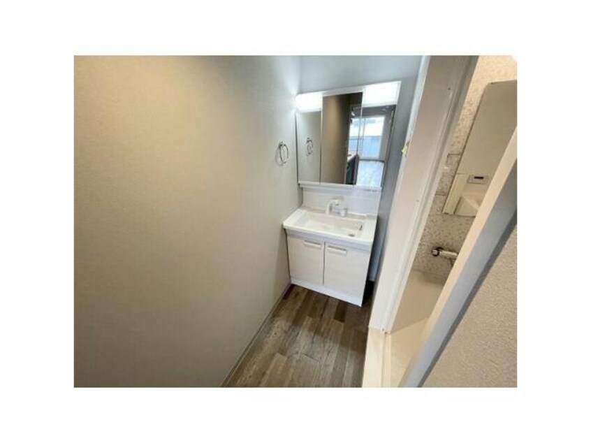  iris白石(アイリス白石)