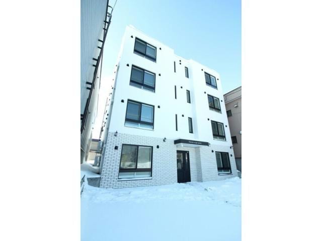  blanche neige quatre(ブランシュネージュキャトル）