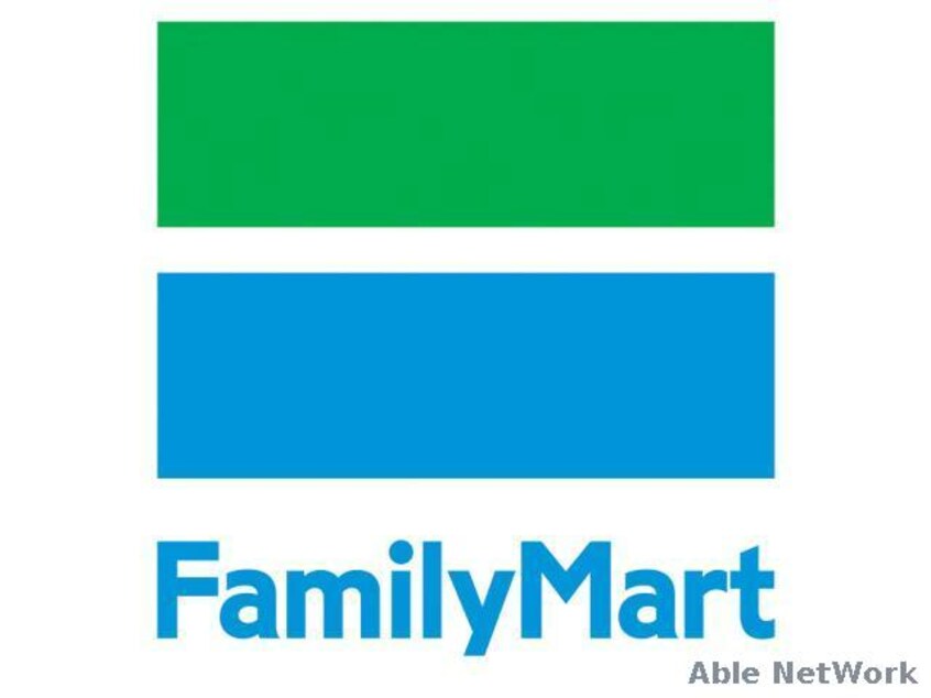 ファミリーマート南郷店(コンビニ)まで219m アイアール南郷Ⅲ