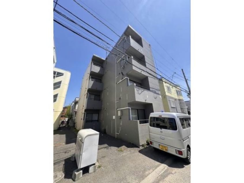  グランドール南郷13丁目