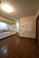  マザーズ岸部