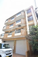 麻田レインボーハイツの外観