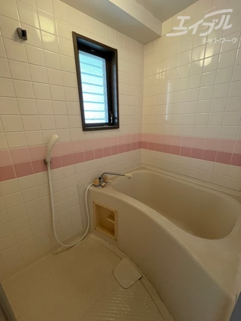  麻田レインボーハイツ