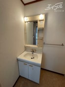  麻田レインボーハイツ