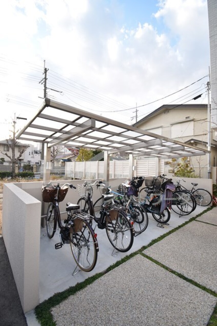  東海道本線<琵琶湖線・JR京都線>/岸辺駅 徒歩16分 2階 築7年