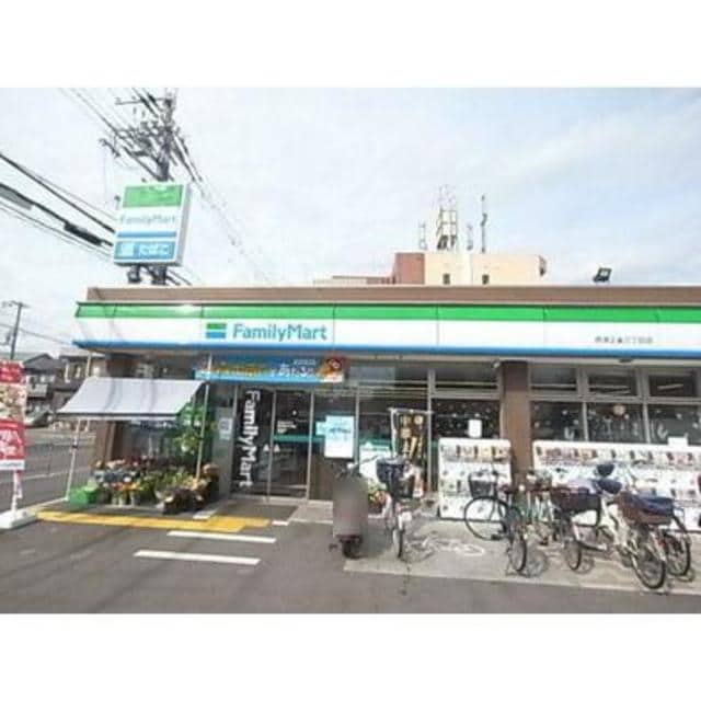 ファミリーマート摂津正雀三丁目店(コンビニ)まで293m※ファミリーマート摂津正雀三丁目店 エルソフィア正雀Ⅰ